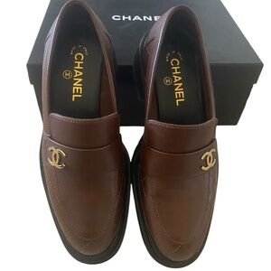 CHANEL Brown Quilted Leather Platform Loafers – Size 39 (US 9)